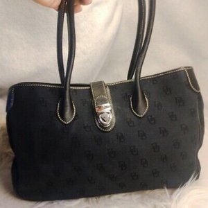 Authentic black Dooney & Bourke purse handbag